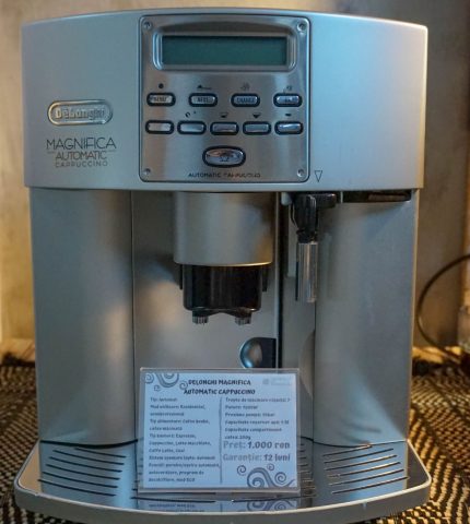 Espressor Cafetiera Delonghi magnifica automatic cappuccino , Aparat de cafea reconditionat